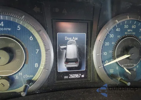 2015 Toyota Sienna Limited Premium 7 Passenger z USA, uszkodzony, nr VIN 5TDYK3DC4FS678288